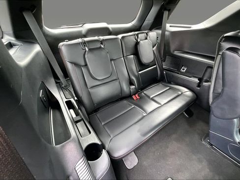 Used 2025 Ford Explorer ST AWD/4WD image 23