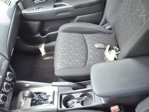 Used 2025 Mitsubishi Outlander Sport ES AWD/4WD image 25
