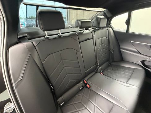 Used 2026 BMW 530i RWD image 33