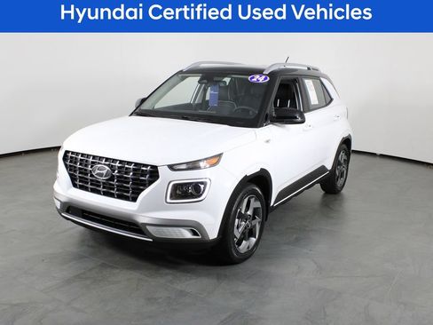 Certified 2024 Hyundai Venue Limited FWD image 2