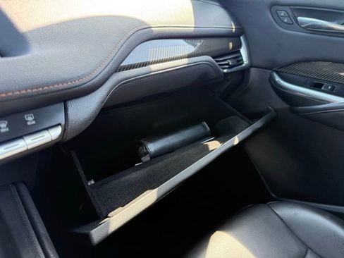 Used 2019 Cadillac XT4 Sport image 30