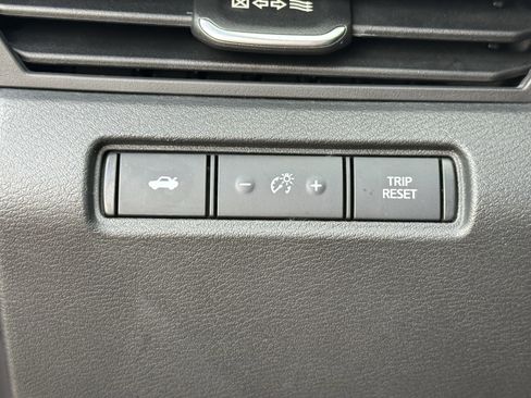 Used 2021 Nissan Altima 2.5 SR image 23