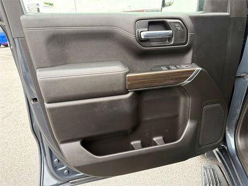 Used 2022 Chevrolet Silverado 1500 RST image 10