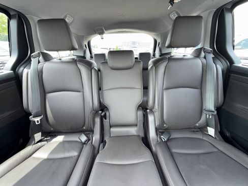 Used 2023 Honda Odyssey EX-L image 24