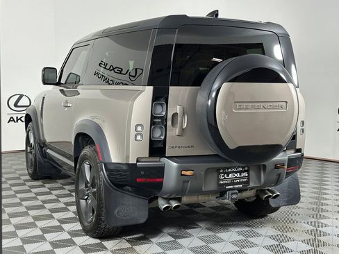 Used 2023 Land Rover Defender 90 Carpathian Edition AWD/4WD image 9