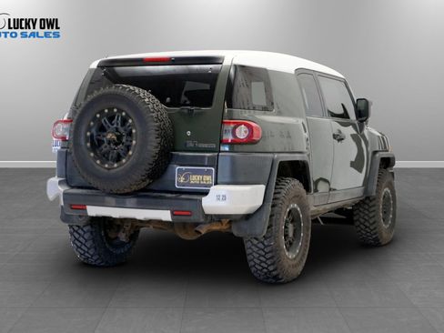 Used 2013 Toyota FJ Cruiser 4WD image 5