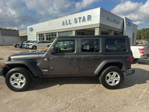Used 2021 Jeep Wrangler Unlimited Sport S image 8