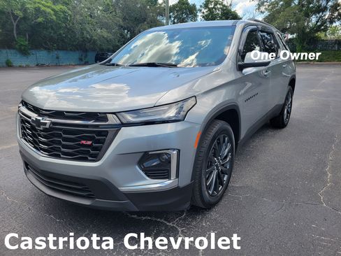 Certified 2023 Chevrolet Traverse RS w/ LPO, Cargo Package FWD image 1