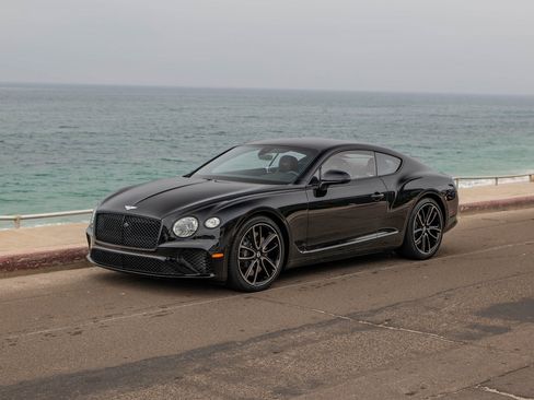 Used 2024 Bentley Continental GT image 1