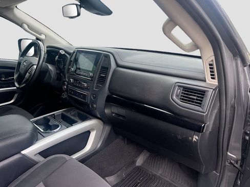 Used 2024 Nissan Titan SV w/ SV Convenience Package AWD/4WD image 28
