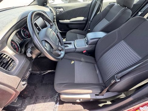 Used 2023 Dodge Charger SXT RWD image 17