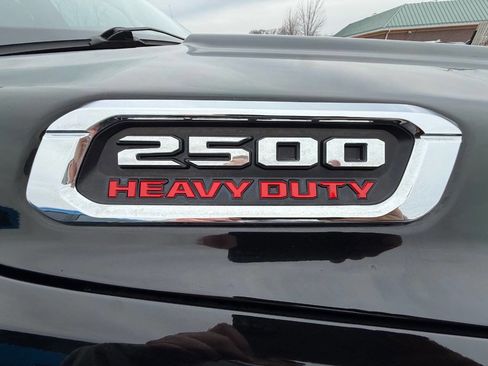 Used 2020 RAM 2500 Tradesman w/ Chrome Appearance Group image 13