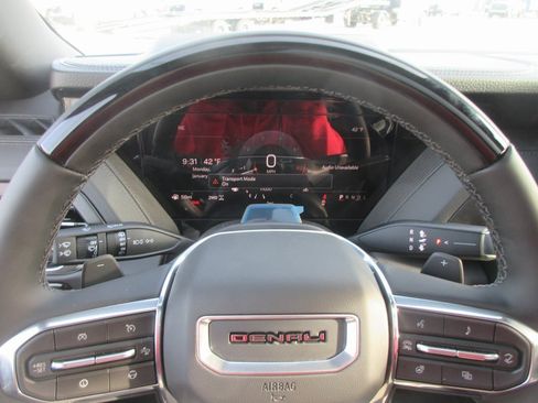 New 2026 GMC Yukon Denali image 18