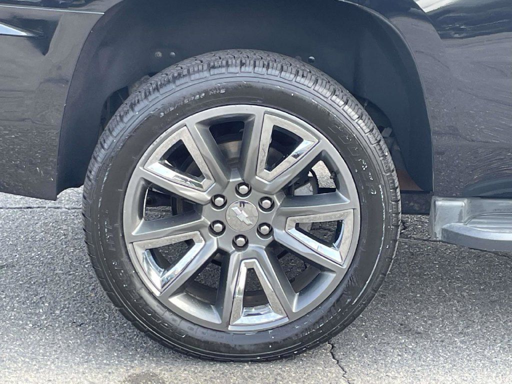 Used 2017 Chevrolet Tahoe LT AWD/4WD image 13