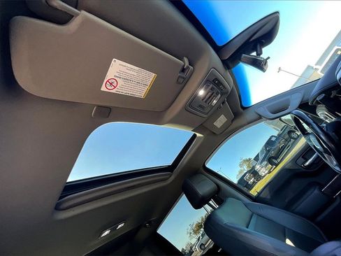 Used 2022 GMC Sierra 2500 Denali w/ Denali Black Diamond Edition image 22