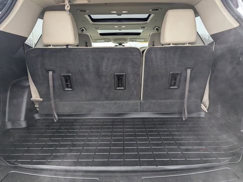 Used 2018 Buick Enclave Essence image 22