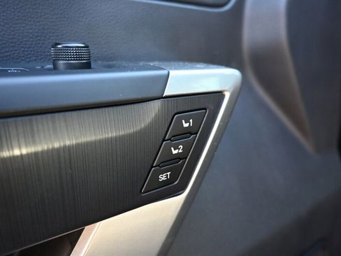 Used 2022 Toyota Tundra Platinum image 19