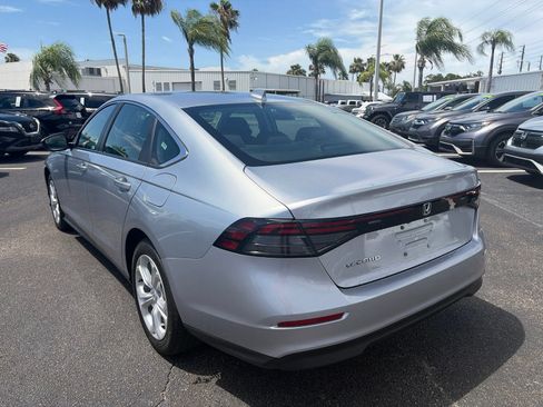 Certified 2025 Honda Accord LX image 5