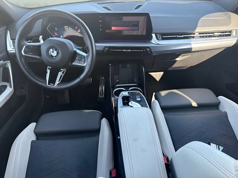 Used 2025 BMW X2 xDrive28i AWD/4WD image 10