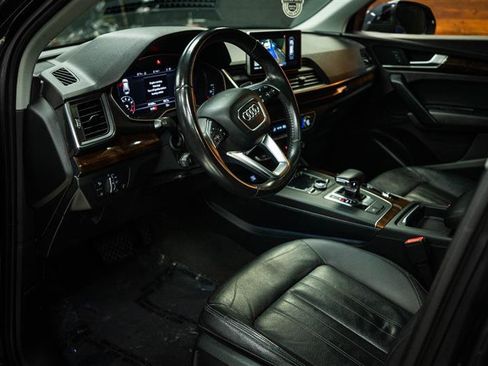 Used 2018 Audi Q5 2.0T Premium Plus w/ Premium Plus Package AWD/4WD image 9