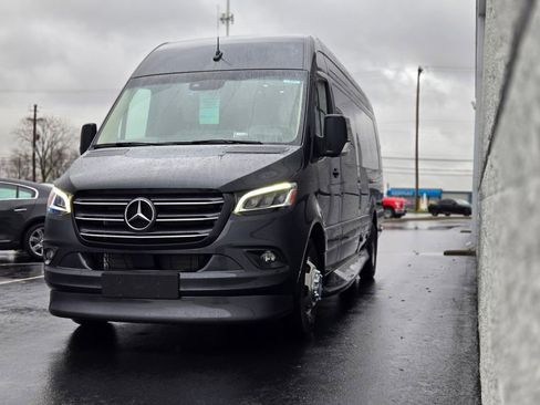 New 2024 Mercedes-Benz Sprinter 3500 image 25
