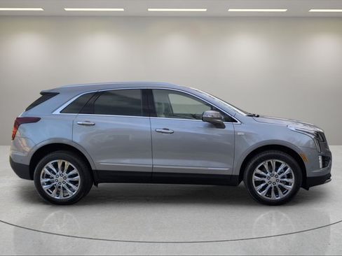 New 2026 Cadillac XT5 Premium Luxury image 7