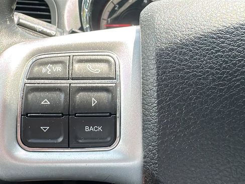 Used 2018 Dodge Grand Caravan GT FWD image 37