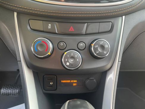 Used 2020 Chevrolet Trax LS w/ Tint and Cruise Package image 30