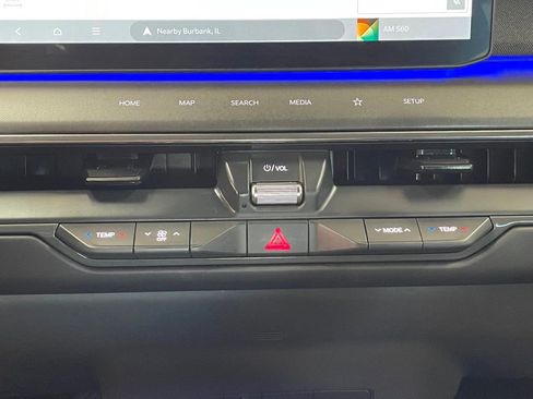 Used 2024 Kia EV9 Land image 58