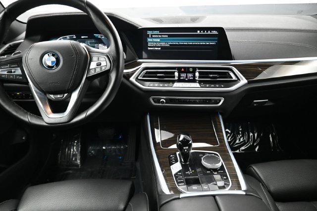 Used 2023 BMW X5 xDrive45e AWD/4WD image 15