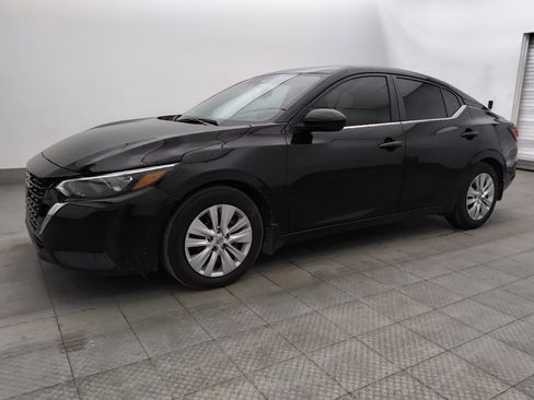 Used 2025 Nissan Sentra S FWD image 2