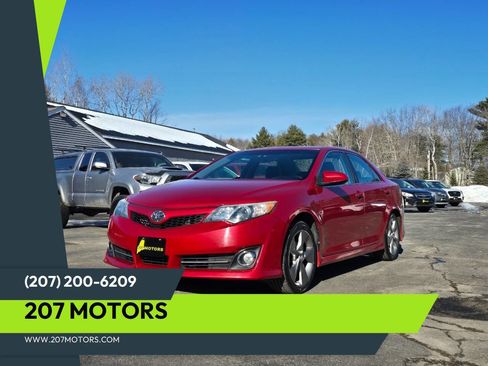 Used 2014 Toyota Camry SE image 1