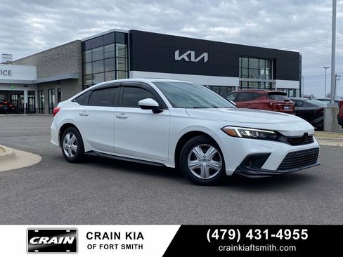 Used 2022 Honda Civic EX image 1