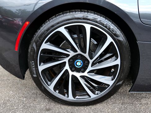 Used 2015 BMW i8 image 85