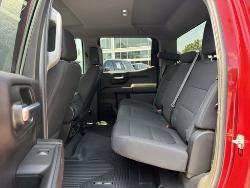 Used 2021 Chevrolet Silverado 1500 Custom Trail Boss AWD/4WD image 28