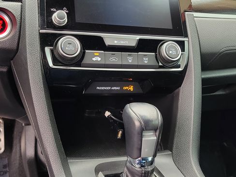 Used 2020 Honda Civic Sport image 23