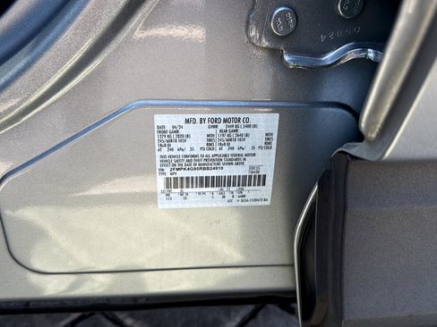 Used 2024 Ford Edge SE AWD/4WD image 24