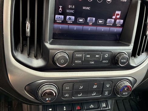 Used 2016 GMC Canyon SLT w/ Driver Alert Package image 8