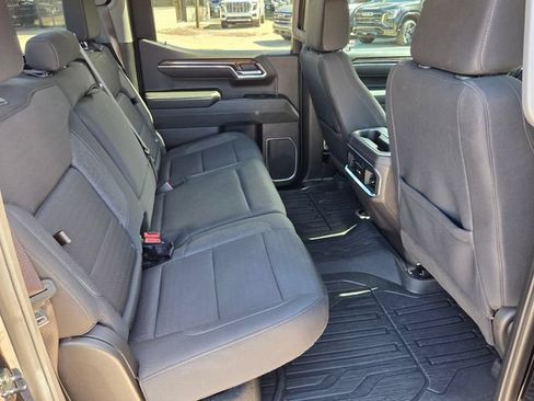 Used 2024 GMC Sierra 1500 Elevation w/ LPO, Elevation Black Package AWD/4WD image 15