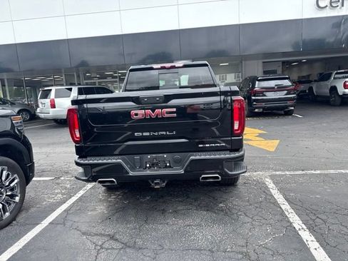 Used 2023 GMC Sierra 1500 Denali w/ Denali Reserve Package AWD/4WD image 8