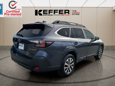 Used 2023 Subaru Outback Premium image 5