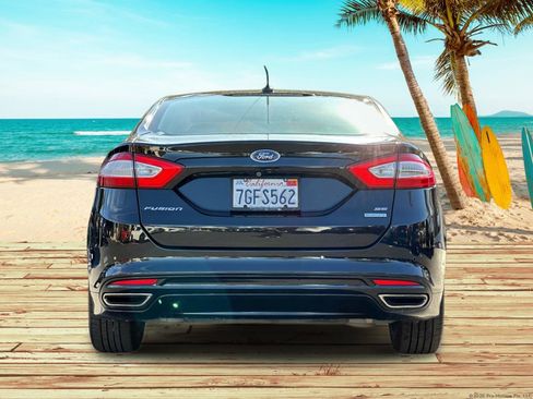 Used 2014 Ford Fusion SE w/ Equipment Group 202A image 4