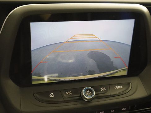 Used 2017 Chevrolet Camaro SS image 32