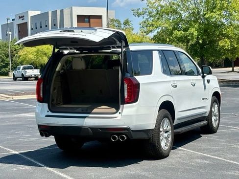Used 2021 GMC Yukon Denali AWD/4WD image 17