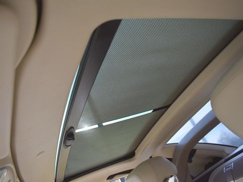 Used 2009 Mercedes-Benz SL 550 image 40