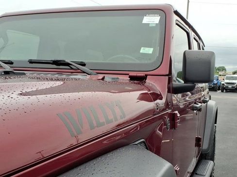 Used 2021 Jeep Wrangler Unlimited Sport AWD/4WD image 34