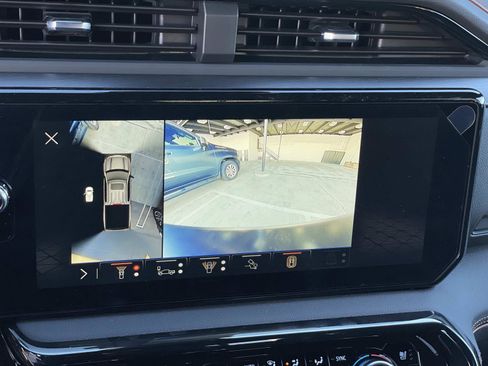 New 2026 GMC Sierra 1500 AT4 w/ AT4 Premium Package image 14