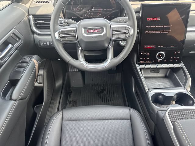 New 2027 GMC Terrain Elevation w/ Elevation Premium Package AWD/4WD image 13