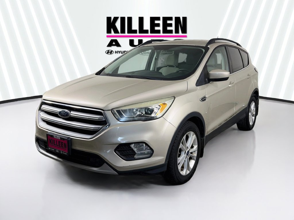 Used 2017 Ford Escape SE w/ Equipment Group 201A FWD image 3