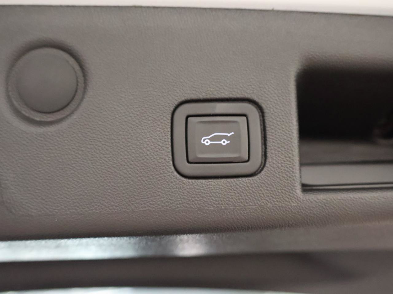Used 2024 Chevrolet Equinox LT FWD image 31